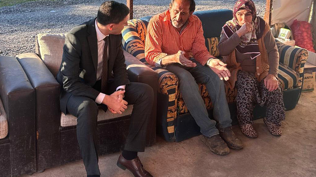 Güdül Kaymakamı Naim Akar, vatandaşlarla bir araya geldi