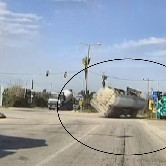 Yakıt yüklü tankerin portakal bahçesine uçtuğu anlar araç kamerasında