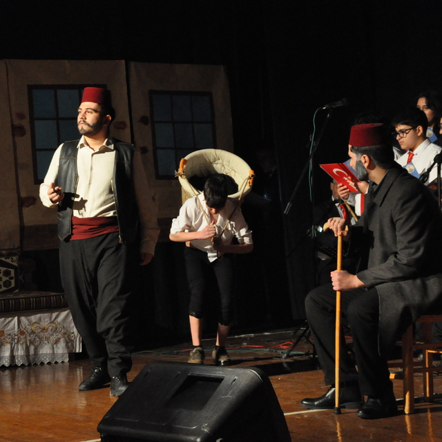 Adana ve çevre illerde İstiklal Marşı'nın kabulü ve Mehmet Akif Ersoy'u Anm...