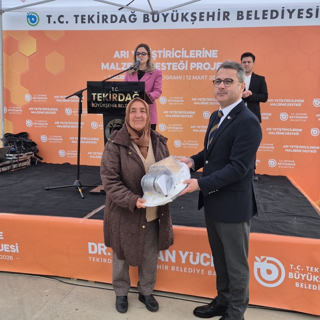 Tekirdağ'da arıcılara ekipman desteği
