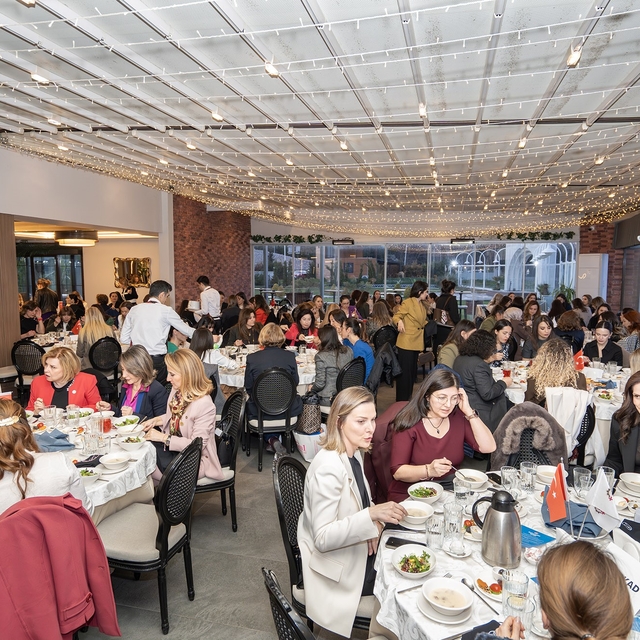 Bursa'da kadın dayanışması aynı sofrada buluştu