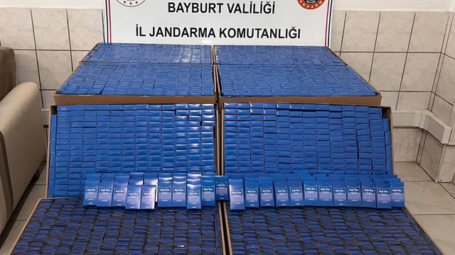 Bayburt'ta 2 bin paket doldurulmuş makaron ele geçirildi