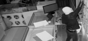 Jandarma peşini bırakmadı, kuyumcu dükkanına giren hırsız yakalandı