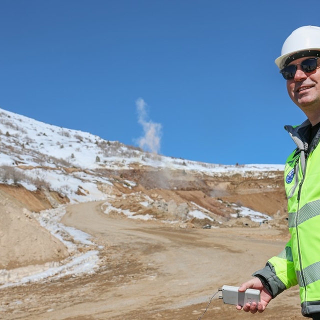 Tecer Taş Kırma ve Eleme Tesisi'nde yeni sezonun ilk patlatması yapıldı