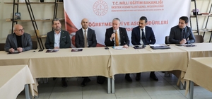 Farklı illerden gelen öğretmenevi müdürleri Ağrı'da bir araya geldi