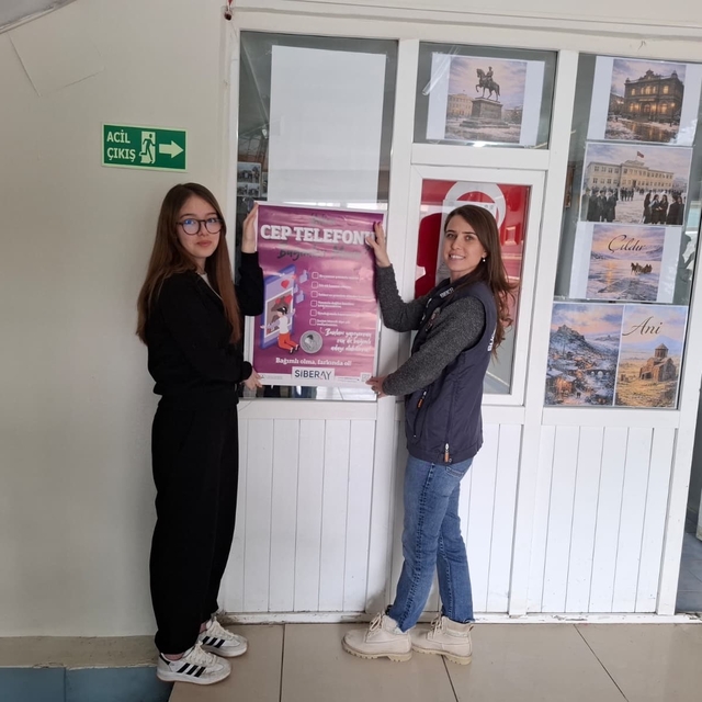 Kars emniyetinden öğrencilere siber güvenlik eğitimi