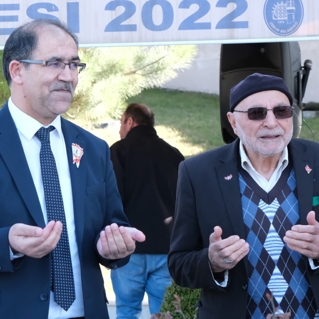 Çorum'da şehit mezarlarında bakım ve onarım çalışması yapıldı