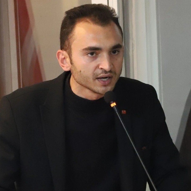 Cumhurbaşkanı Erdoğan ve Başkan Çerçioğlu'na hakaret içeren pankart olayınd...