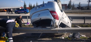 Samsun'da iki otomobil çarpıştı: 3 yaralı