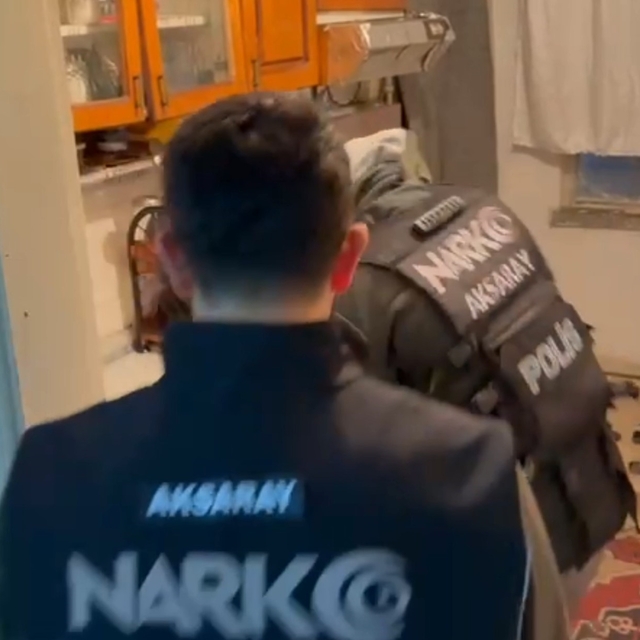 Aksaray'da narkotik ekiplerinden 6 operasyon, 13 tutuklama