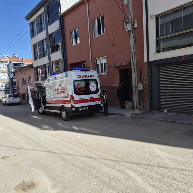 Hobi bahçesinde cansız bedeni bulunan 13 yaşındaki kızın evinden feryatlar...