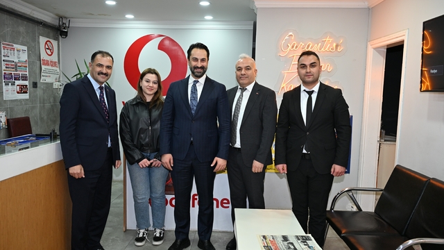 Demirci'de 5 bin kişilik iftar sofrası kuruldu