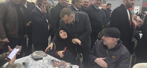 Ezine'de 10 bin kişi iftar sofrasında buluştu