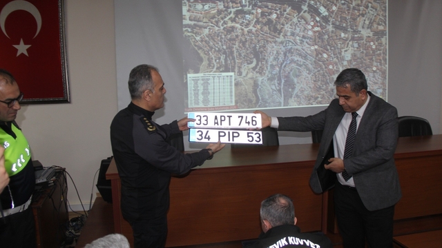 Kastamonu'da Trafik Kanunu'ndaki düzenlemelerle ilgili detaylar anlatıldı
Kastamonu İl Emniyet Müdürü Tamer Taş: "İl genelinde asayiş olayları yüzde 16 oranında azaldı"