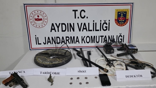 Karacasu'da tarihi eser kaçakçılığı operasyonu: "7 adet Yunan sikkesi ele geçirildi"