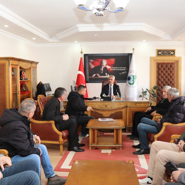 Başkan Çelebi vatandaşların sorunlarını dinledi