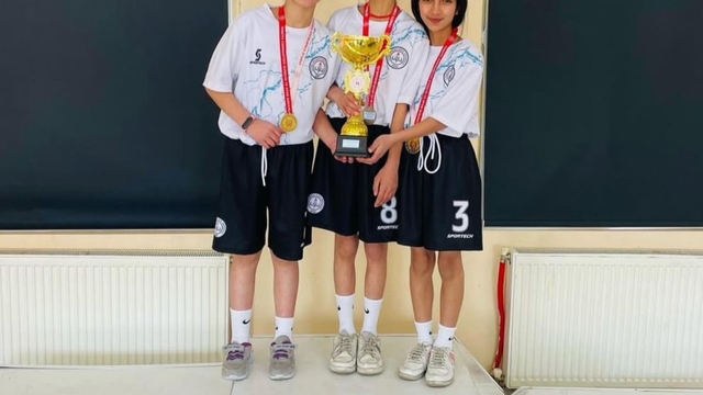 Hamur'da masa tenisi küçükler ilçe müsabakaları tamamlandı