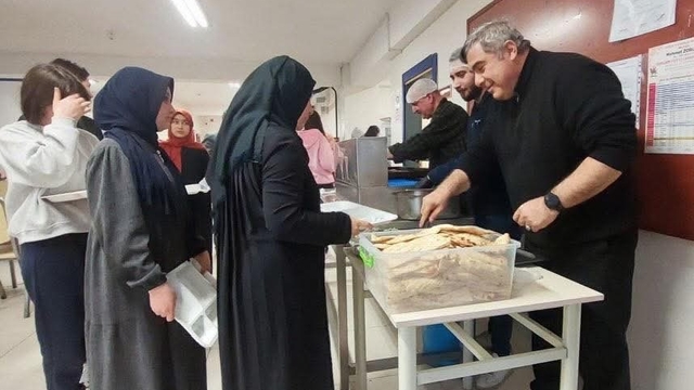 Eğitim camiası iftar sofrasında bir araya geldi