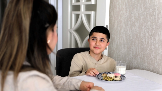 DMD'li Deniz'in annesi: Kardeşimi bu hastalığa kurban ettik, oğlumu kurban etmeyeceğiz