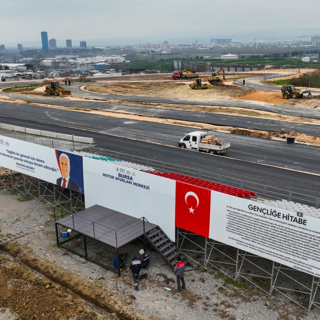 Bursa'da asfaltın tozunu atacaklar
Motor sporlarının kalbi Bursa'da atacak