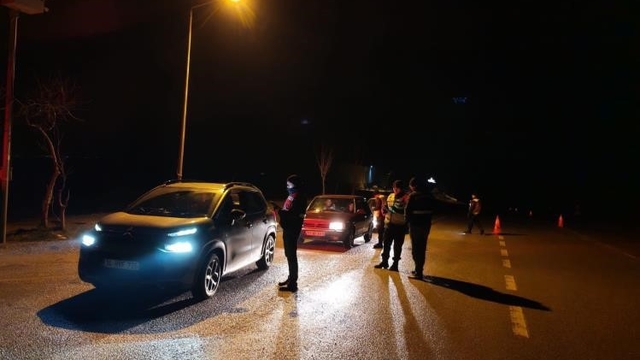 Bilecik'te yol kontrol faaliyetinde 498 kişi sorgulandı