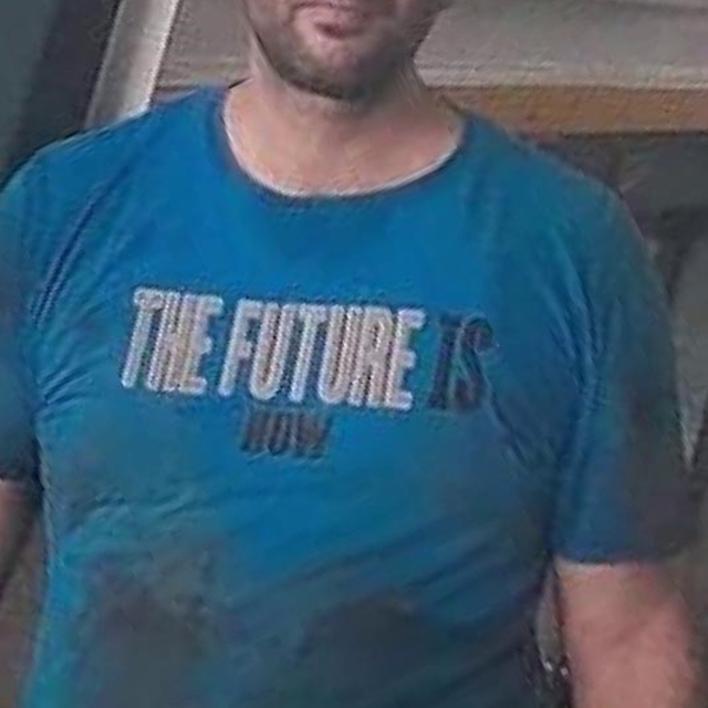 Hava bastığı tır lastiği patladı, jantın isabet etmesiyle can verdi