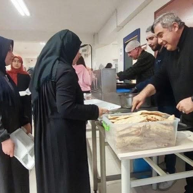 Eğitim camiası iftar sofrasında bir araya geldi