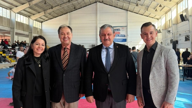 Eskişehirli antrenörlere milli görev
Kulüp Antrenörü Erdinç Aygün:
"Türk kickboksunun ilerlemesi için var gücümüzle çalışacağız"