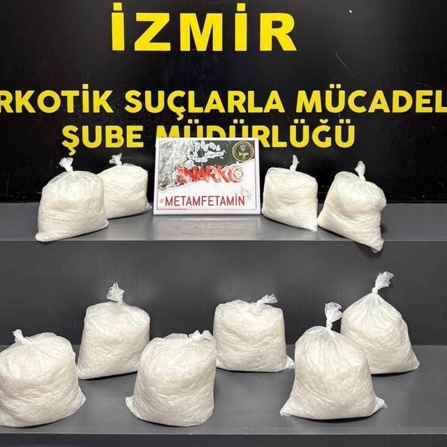 Kargo gönderisinde 9 kilonun üzerinde uyuşturucu ele geçirildi