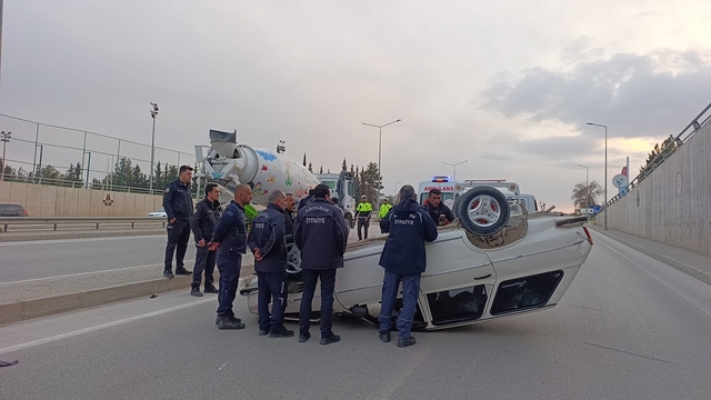Adıyaman'da otomobil takla attı: 3 yaralı