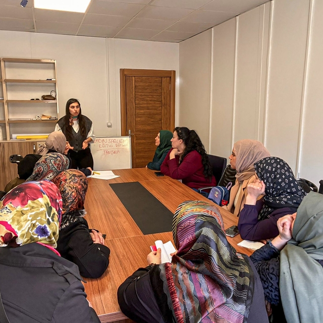 Diyarbakır'da kadın sağlığı eğitim programı devam ediyor