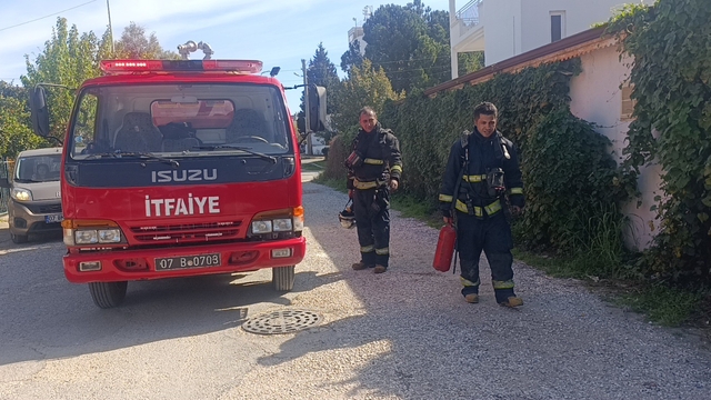 Manavgat'ta otelde çıkan yangın korkuttu