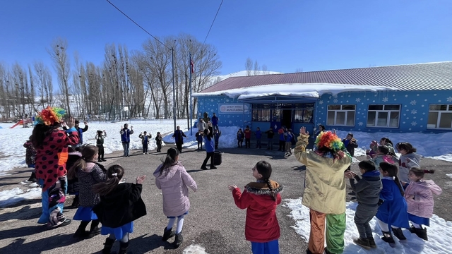 'Merkez Her Yerde' projesi kapsamında köy okulunda etkinlik düzenlendi