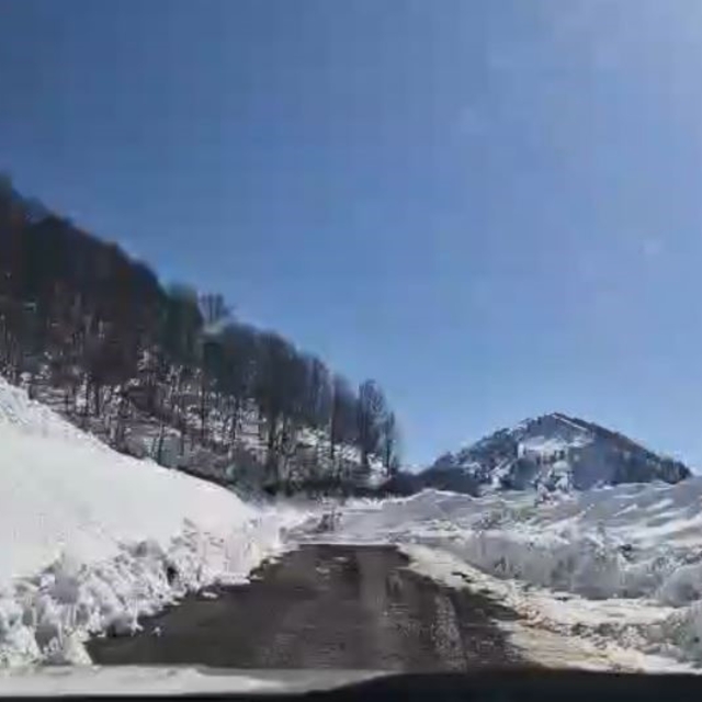 Artvin'de Macahel geçidi yeniden ulaşıma açıldı