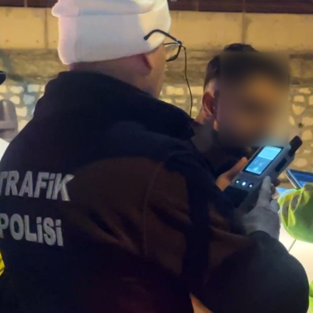 Burdur'da alkollü sürücünün 'acemi' oyunu işe yaramadı
Uygulama noktasından...