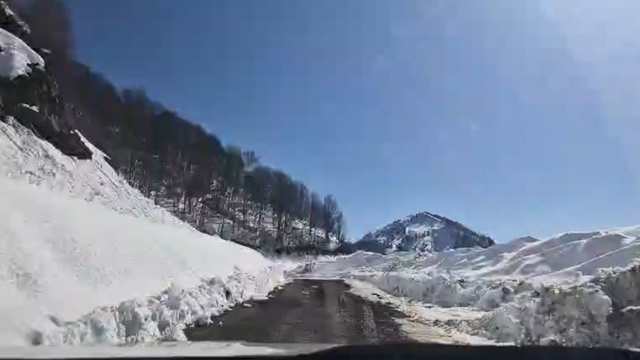 Artvin'de Macahel geçidi yeniden ulaşıma açıldı