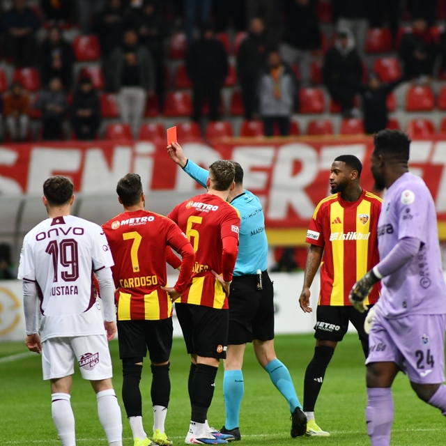 Dorukhan Toköz'e 2 maç ceza