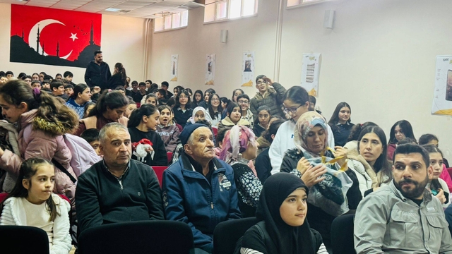 Baskil'de "Cami ve Hayat" semineri düzenlendi