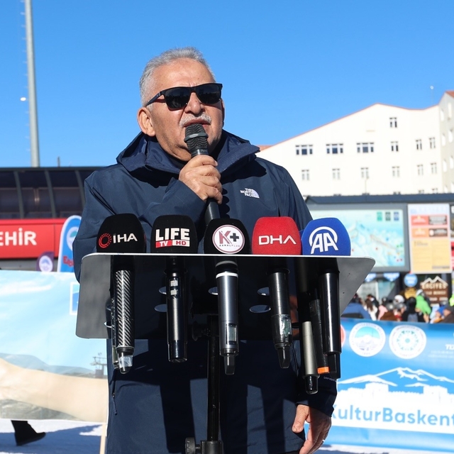 Başkan Büyükkılıç'tan Erciyes için iki müjde: 1 milyar TL'LİK yeni yol ve 2...