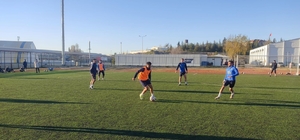 Söğütspor, lider Kahraman Kazan Belediyespor'a hazırlanıyor