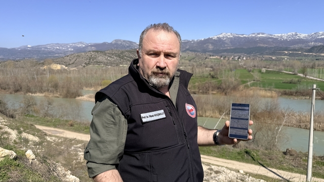 Depreme merkezinde yakalanan uzmanı, depremi anlattı
Niksar depremine yakalanan Prof. Dr. Fikret Koçbulut: "80 yıldan önce 7 üstü deprem imkansız"