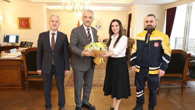 Vali Makas'tan 14 Mart Tıp Bayramı tebriği