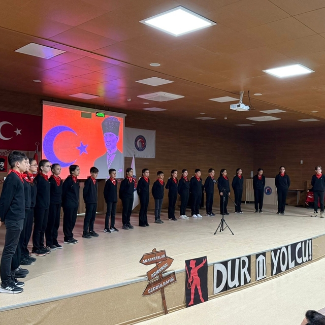 Ayvacık'ta 18 Mart konulu program düzenlendi