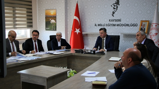 Kayseri'de eğitimde hedef, normal eğitime geçiş