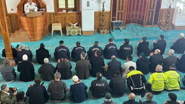 Alaplı'da şehitler için 450 hatim duası