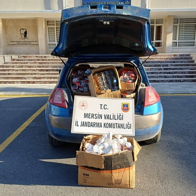 Mersin'de priz, ampul ve bakır kablo çalan 4 şüpheli tutuklandı