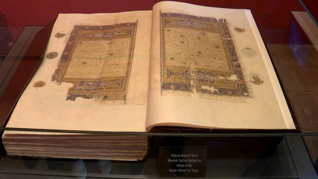 700 yıllık Berkuk Kur'an-ı Kerim'i Bursa'da