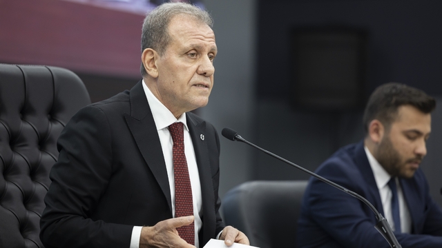 Mersin Büyükşehir Belediye Başkanı Seçer'den 'at eti' iddiasına yönelik açıklama