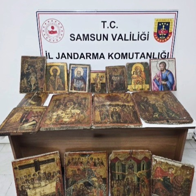 Samsun'da 18. yüzyıla ait tablolar ele geçirildi: 1 gözaltı