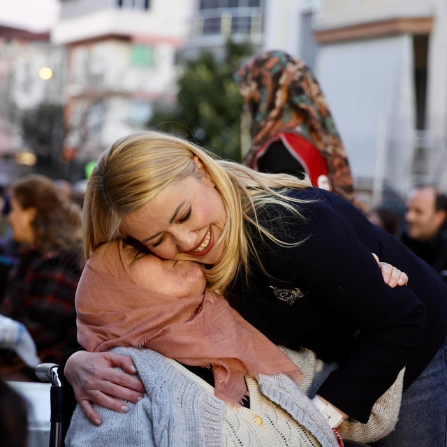 Merkezefendi Belediyesi Akkonak Mahallesi'nde iftar sofrası kurdu